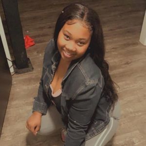 Meet your Posher, Tyana